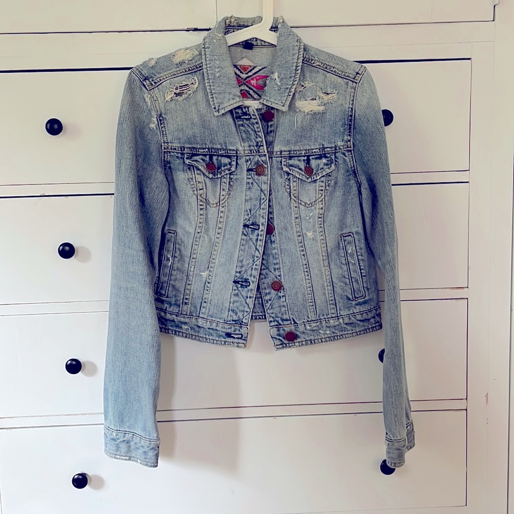 American Eagle Distressed Embroidered Denim Jacket Size Medium
